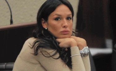 Nicole Minetti, spuntano testimoni a pagamento per infangarl