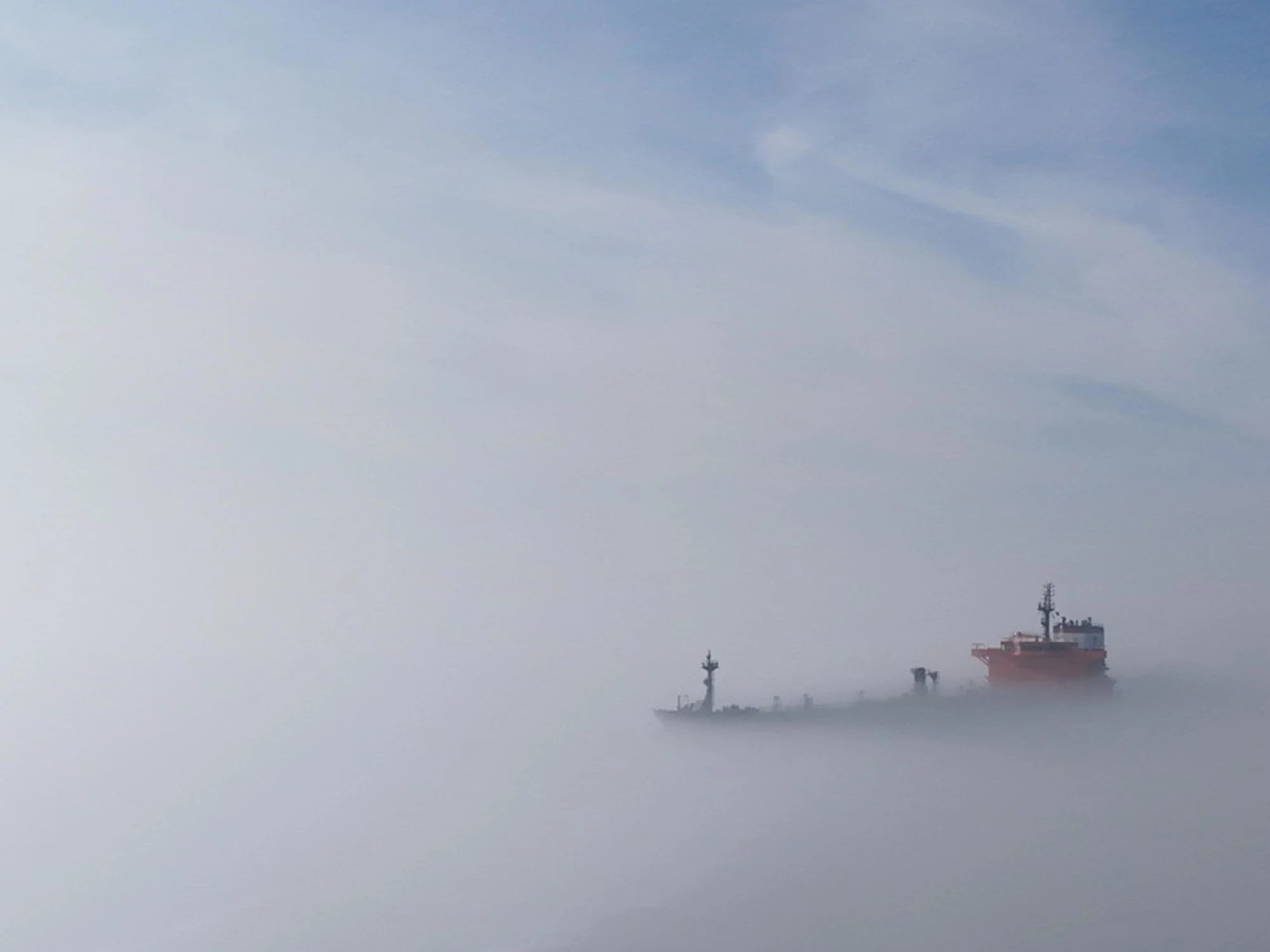 Stretto di Hormuz, Lloyd's chiama Casa Bianca: cosa sta succedendo
