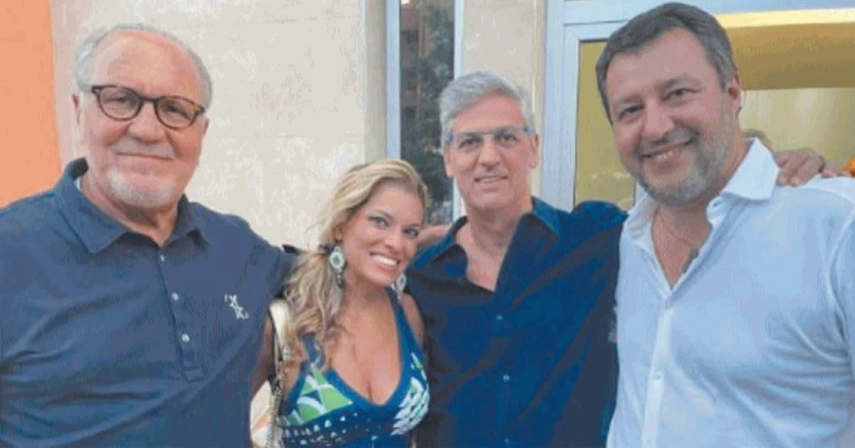 Paolo Petrecca linciato per una foto con Salvini: ecco chi è