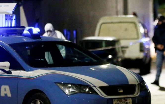 Imola, investe e uccide con la macchina il ragazzo che aveva rubato il telefonino al figlio