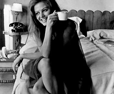 Claudia Cardinale premiata in Tunisia