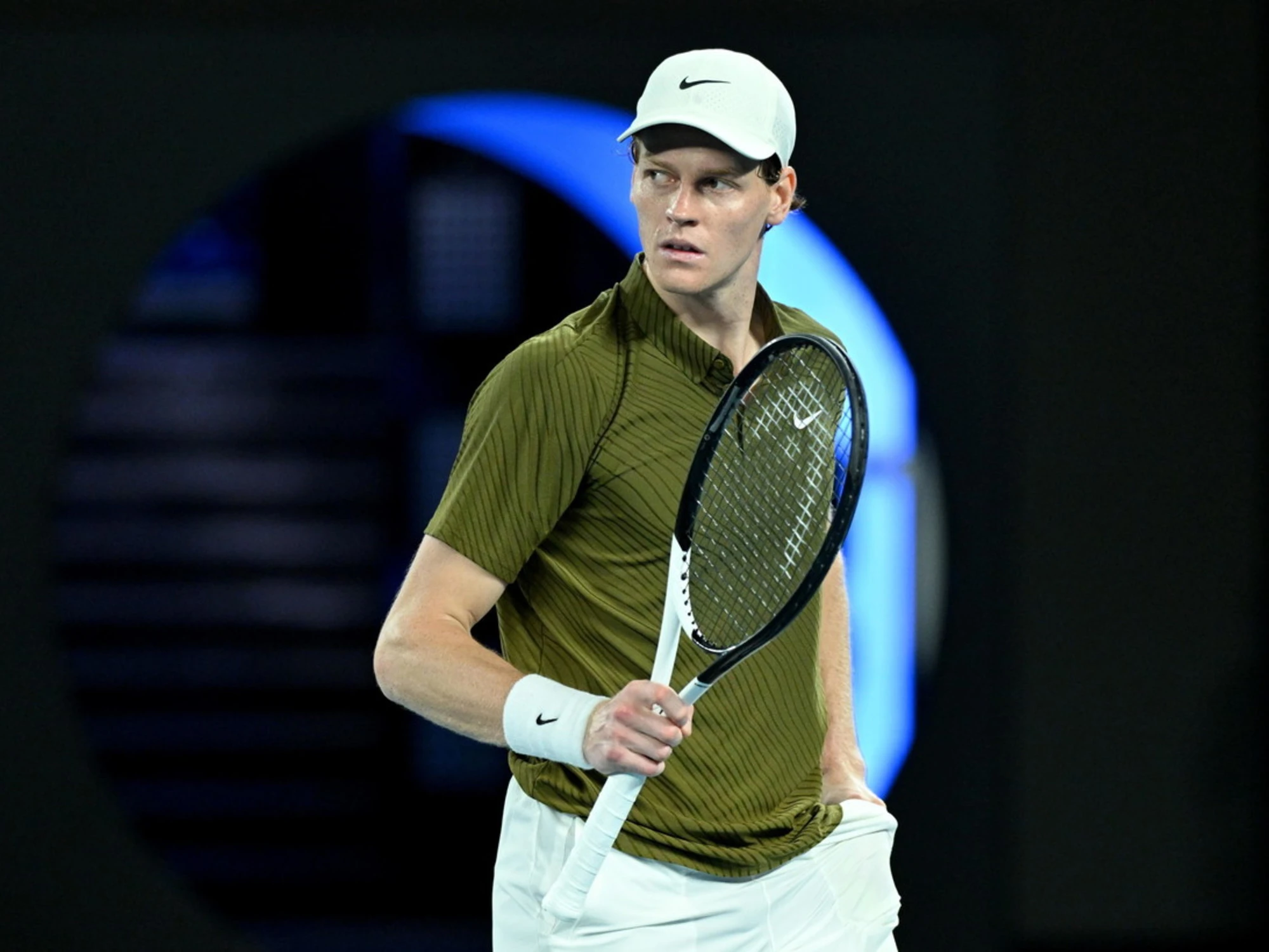 Secondo voi, dopo la sconfitta con Djokovic, Jannik Sinner...