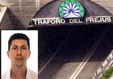 Trovato il padre in fuga con il figlio neonato
