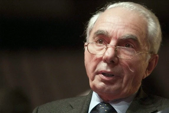Tutte le poltrone e gli incarichi di Giuliano Amato