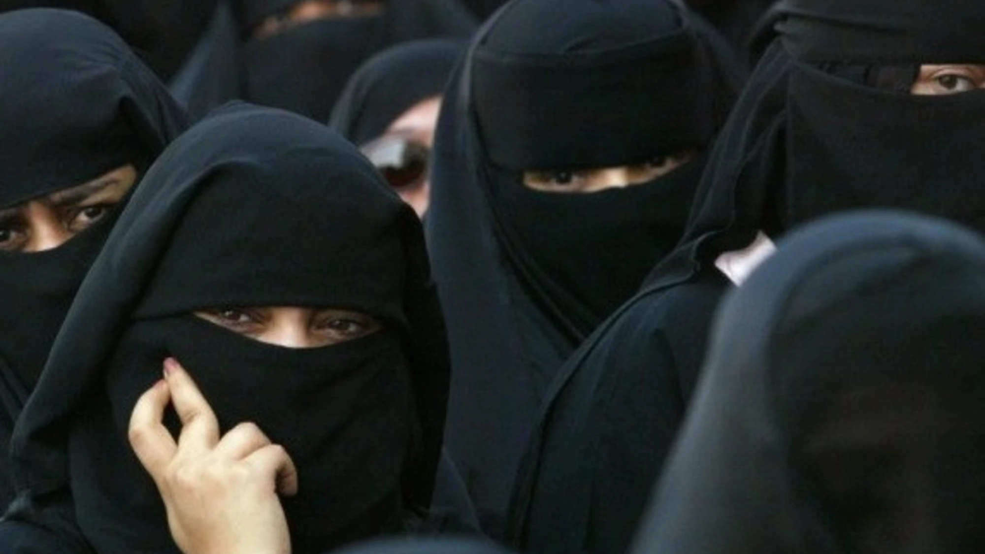 Islam e burqa, basta ambiguità: in Italia la legge viene prima dei precetti religiosi