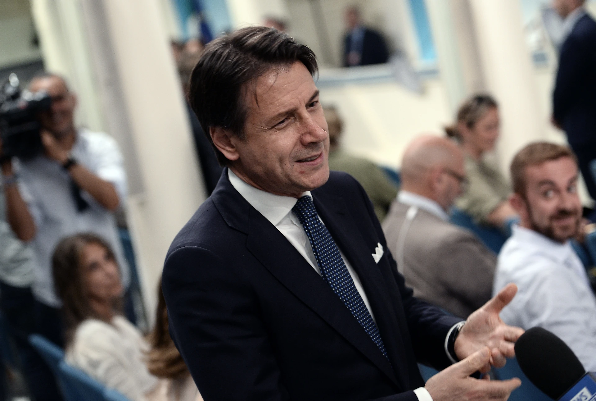 Giuseppe Conte prova a fregare Matteo Salvini sull'autonomia: vuole fermarla e incolpare la Lega