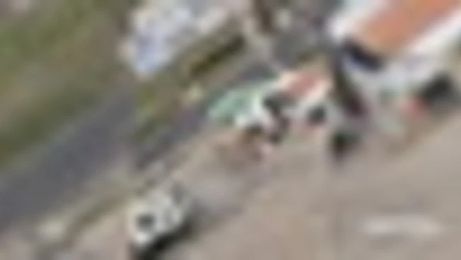 Ucraina, uomo inseguito da un drone a Kherson: il video della polizia