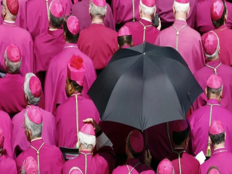 Bufera sul Vaticano: si dimettono i vertici dello Ior