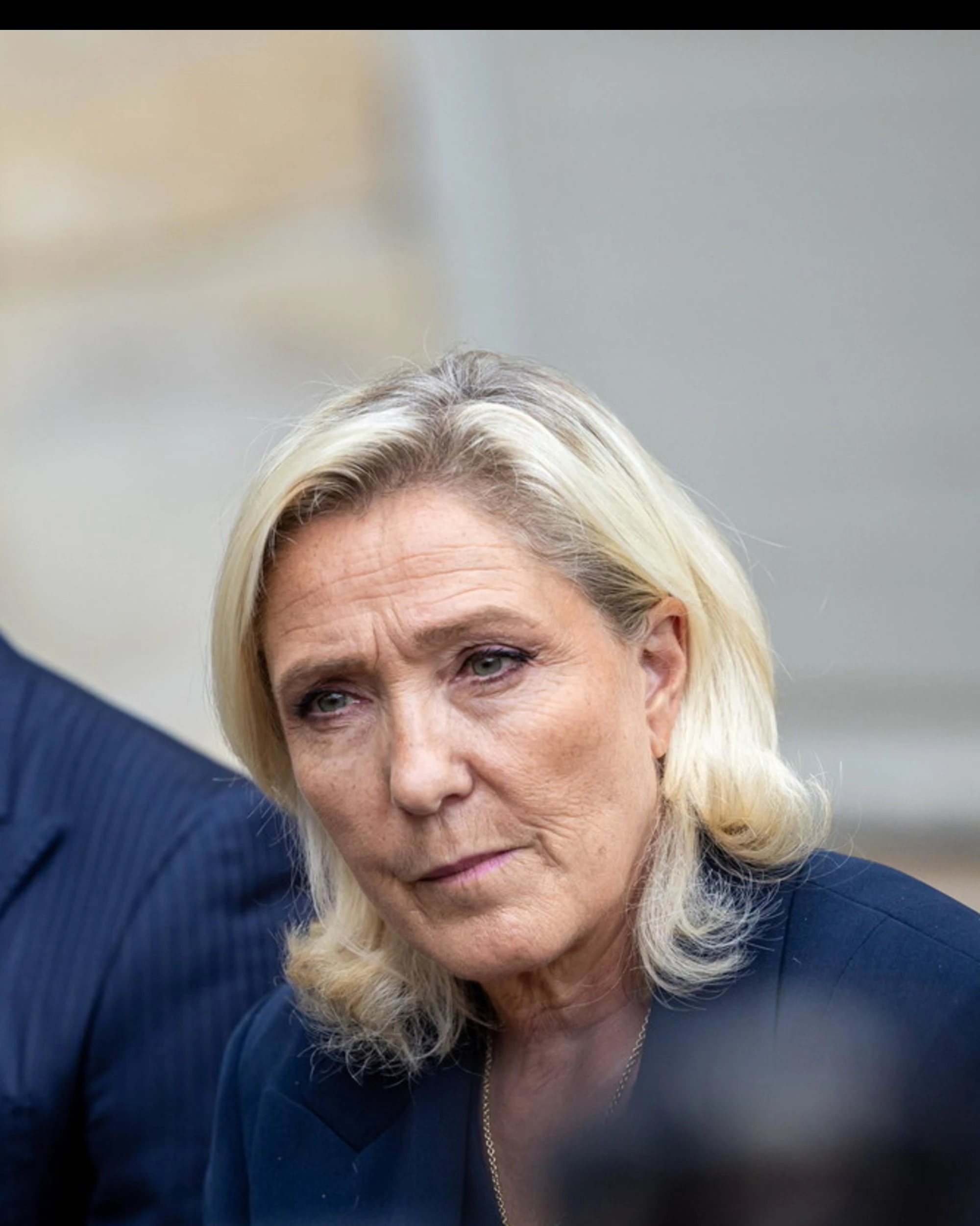 Marine Le Pen stronca Macron: "L'ultima cartuccia, chi sarà premier dopo Lecornu"