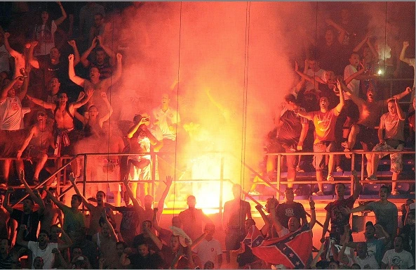 Inter-Hajduk, scontri tra gli ultrà. Arrestati 33 croati