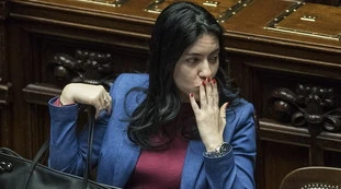 Lucia Azzolina, la querela a Matteo Salvini per la tesi copiata? Un rovinoso ko in tribunale per la grillina