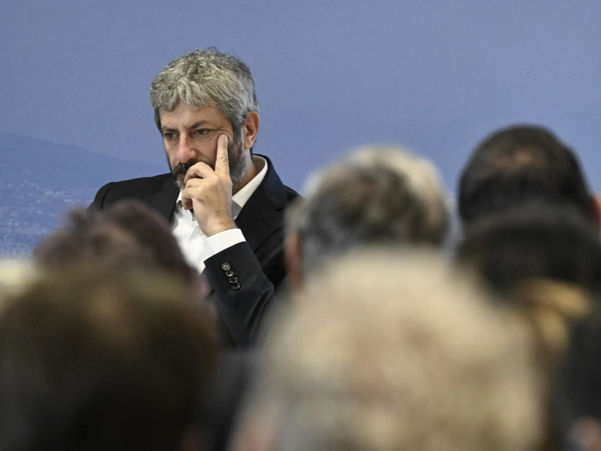 Leggi l'articolo: Campania, la bomba che fa tremare Fico prima del voto