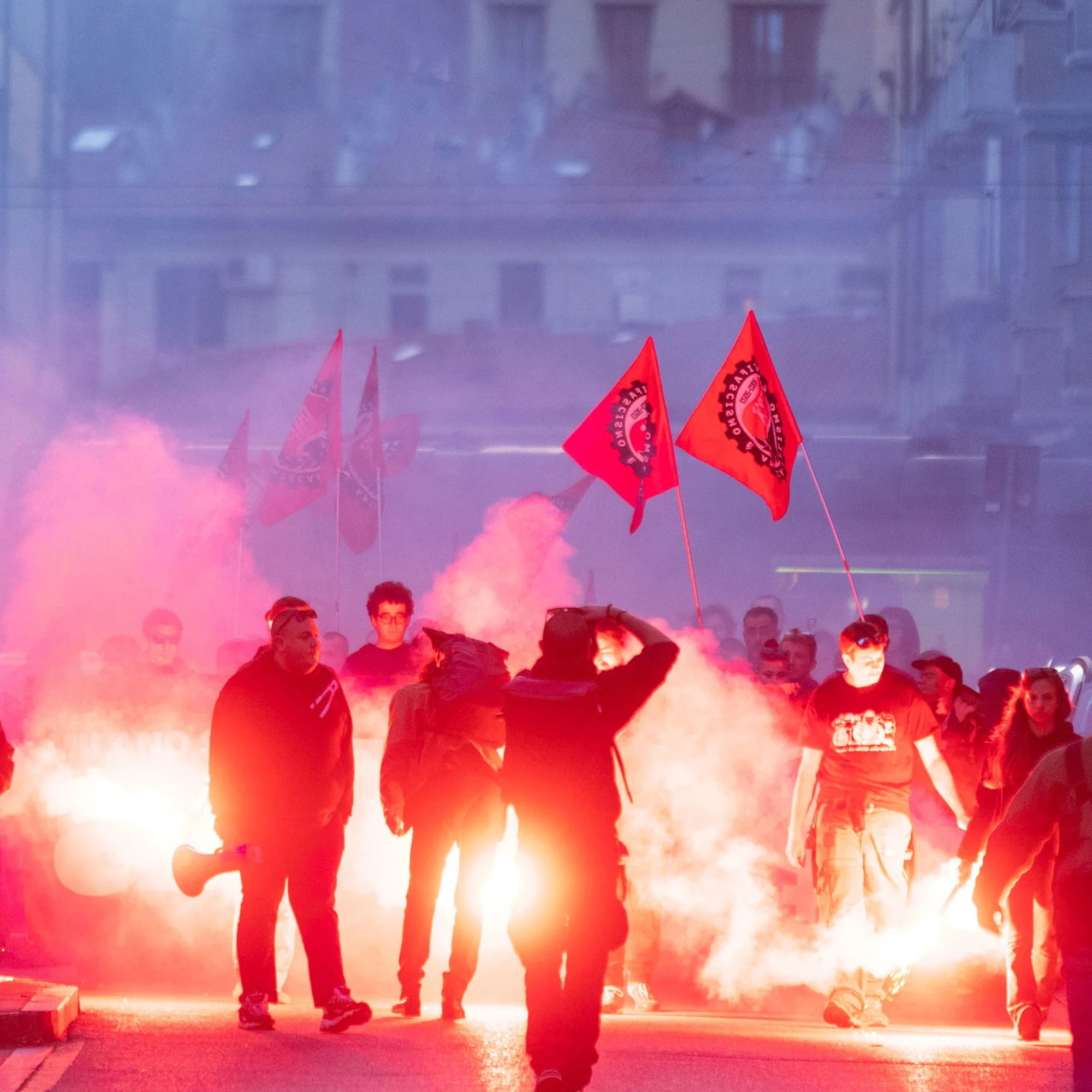 Quel filo rosso fra portale antifa, G8 e anarchici