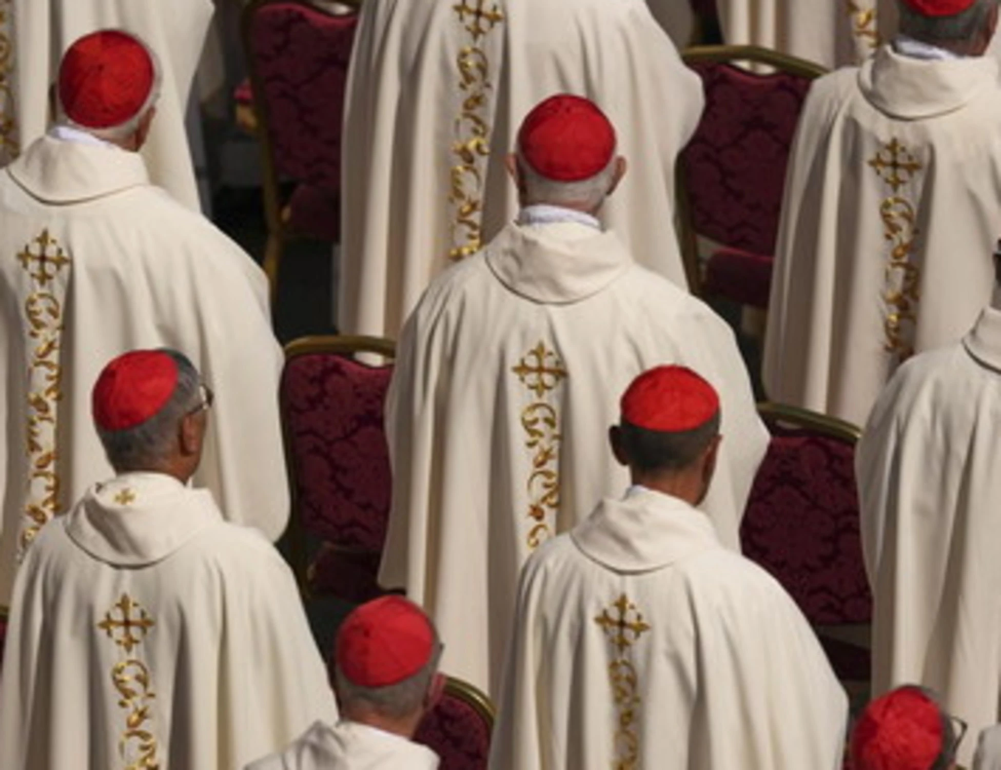 Conclave, il cardinale confessa: "Io ho visto la tv..."