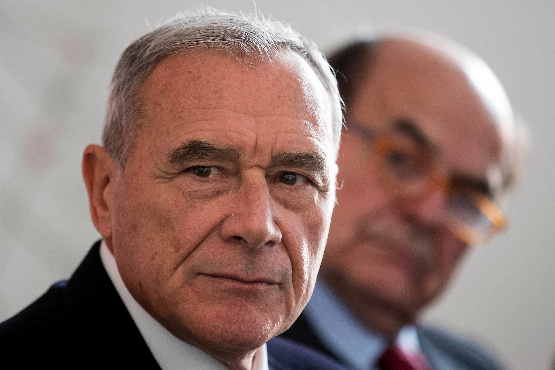 Liberi e uguali, fine ridicola: Pietro Grasso e Pier Luigi Bersani, per cosa si riducono a litigare