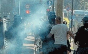 La Polizia si ribella: "Ordine pubblico? Roulette russa. Più severi con noi che con chi devasta"