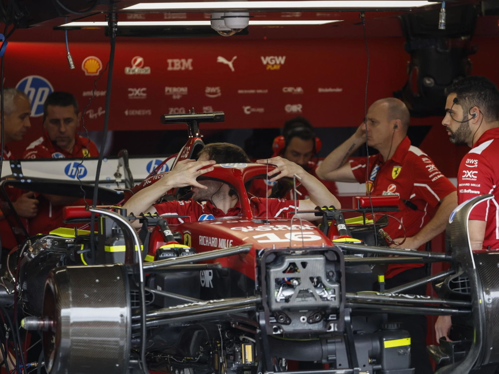 Ferrari dispersa nel deserto: l'ultimo disastro e un'infinita tristezza