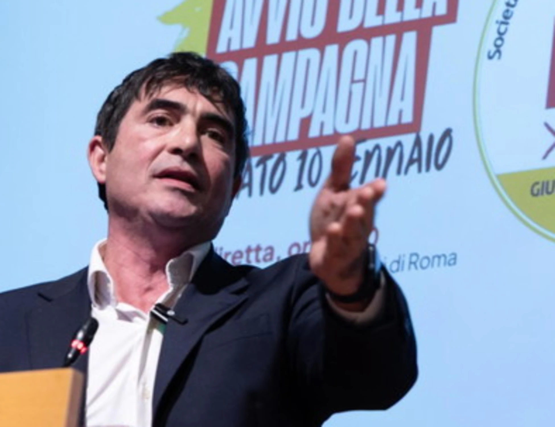 Fratoianni insulta Meloni: "Il disgustoso spot e ora questo..."