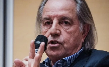 https://media.liberoquotidiano.it/Dwmbvm1haVPxcEfxdCxbHuceZx9OlZmWeD9Yw_QZTJ8/width:800/quality:90/aW1hZ2VzLzIwMjUvMTAvMjAvMTQ1ODE1MDg5LTcyYjVhYjVmLTM0MjMtNGNhOC1hMmExLTE0Zjc0ODRhOGIwNS5qcGc.webp
