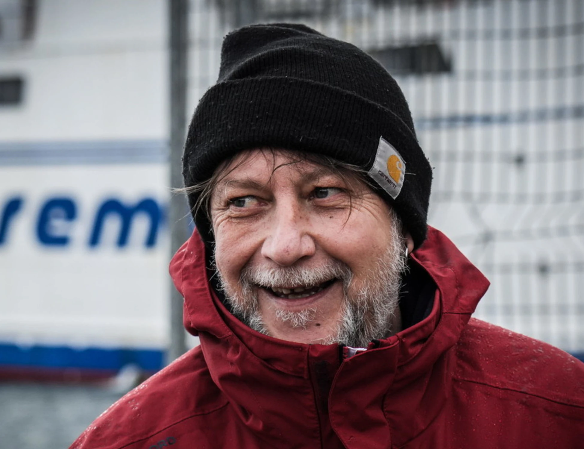 Luca Casarini rinviato a giudizio? Torna subito in mare