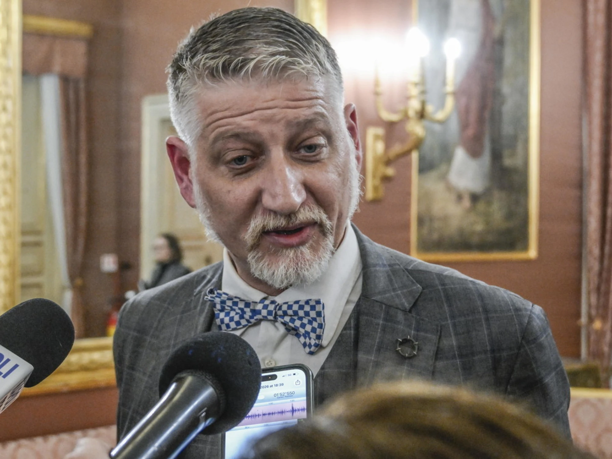 Quel grande gelo alla Biennale tra Giuli e Buttafuoco