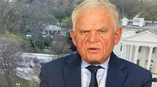 Edward Luttwak, conferme su Perimeter: "Rappresaglia termonucleare, la verità sul piano di Putin"