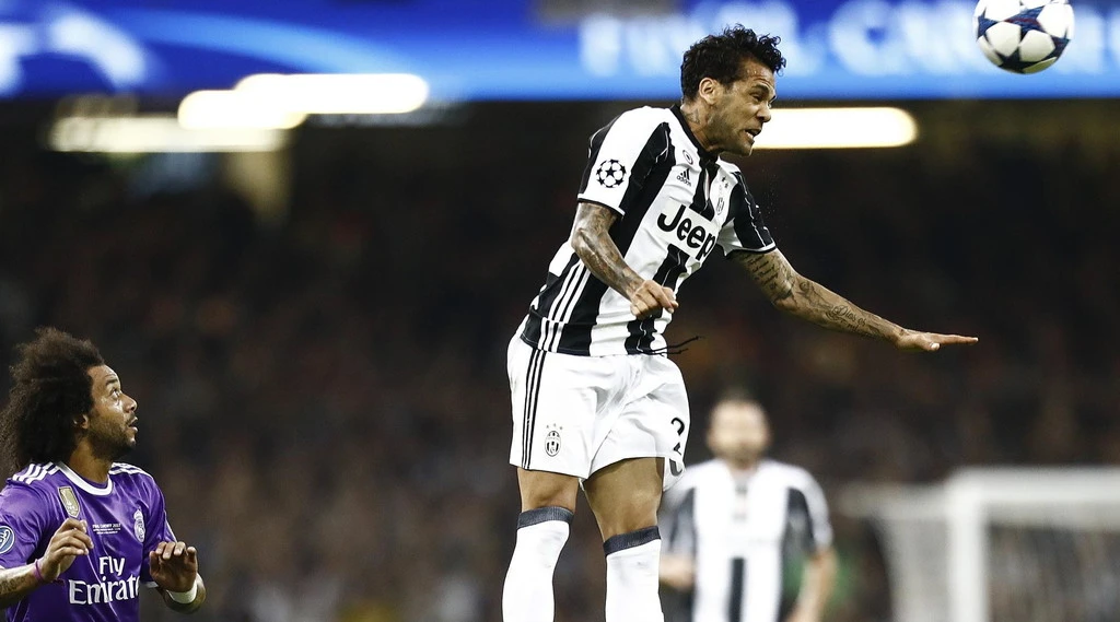 Dani Alves arrestato: è accusato di molestie sessuali