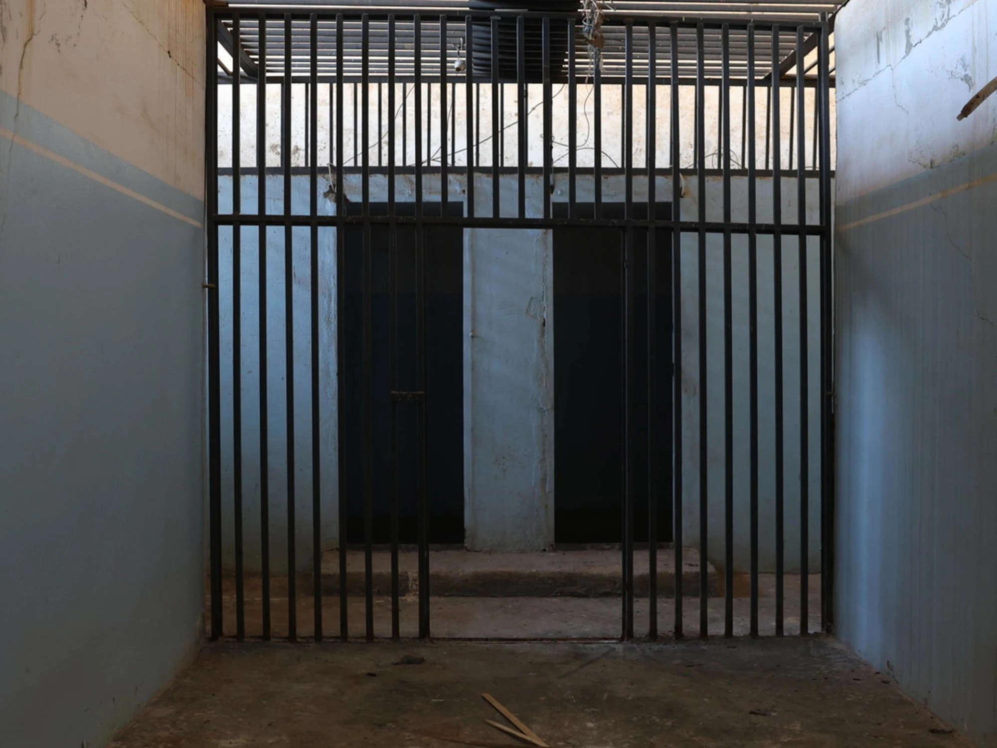 Firenze, senza denti e non può mangiare? 87enne in carcere per un furto