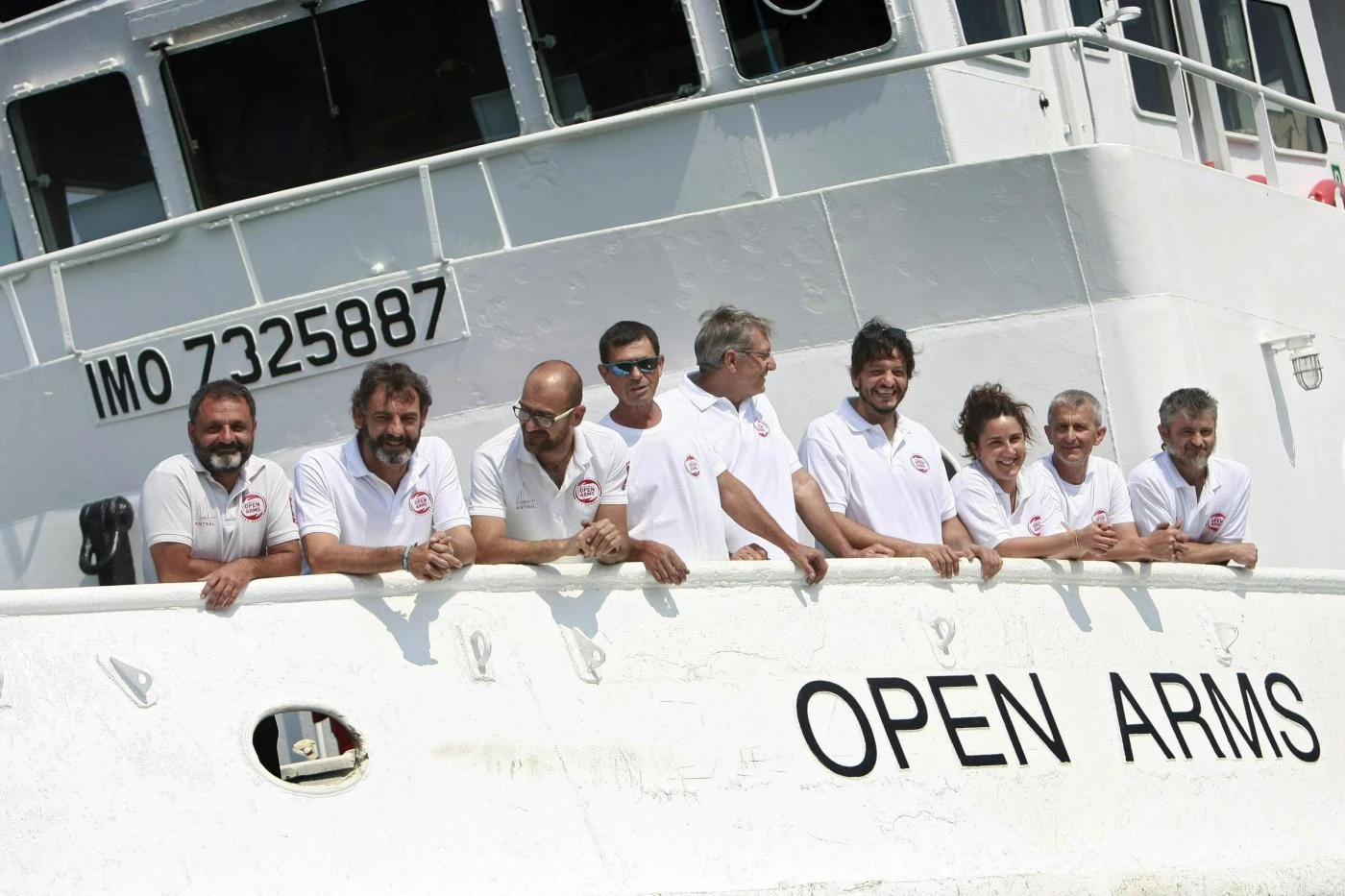 Open Arms, Matteo Salvini bulldozer contro la Trenta: "Umanità non è aiutare Ong e trafficanti"