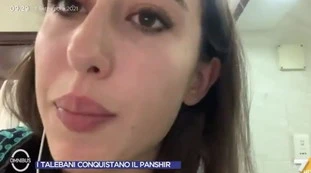 Afghanistan, dramma in diretta per Cecilia Sala su La7: "Stanno sparando". Terrore in hotel, stop al collegamento