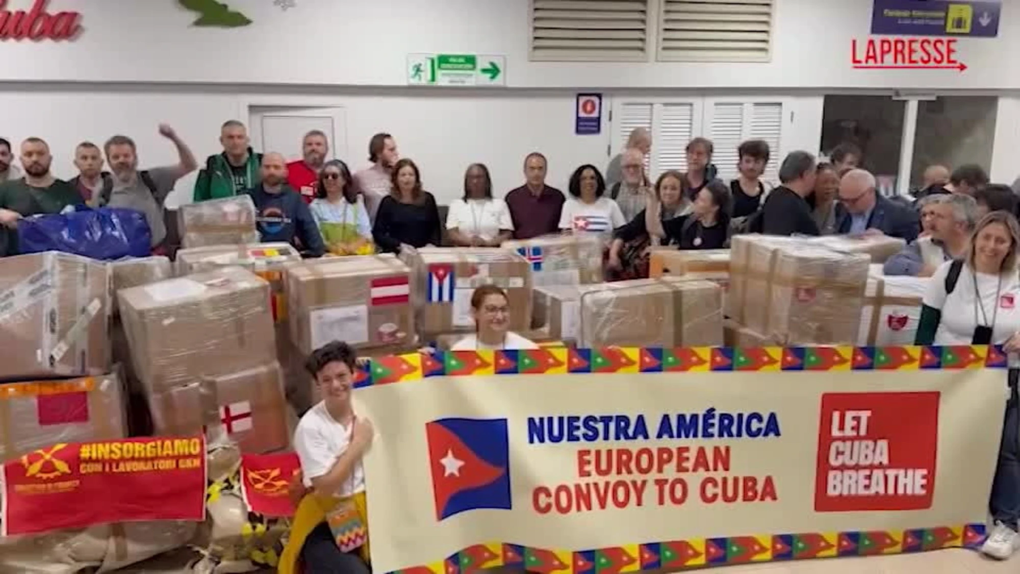 Cuba, l'arrivo a L'Avana degli aiuti umanitari del convoglio europeo