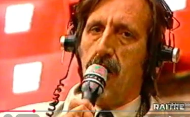 Massimo Buscemi: "La faccia a triangolo scaleno mi ha permesso di fare tutto, pure vendere bibbie agli atei"