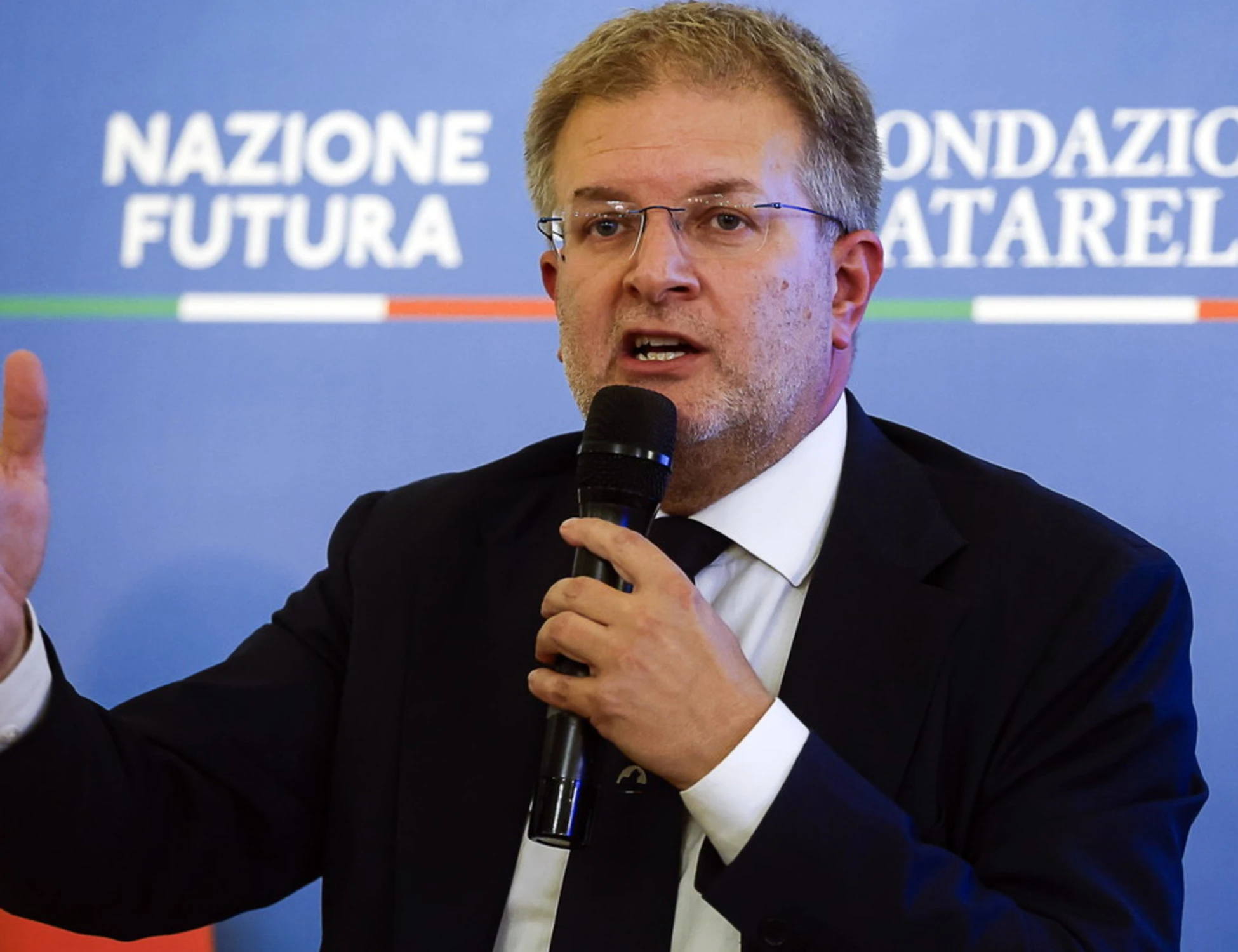 Fatto Quotidiano, Carlo Fidanza smaschera il "taglia e cuci": l'ultimo tarocco