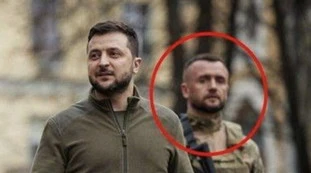 Volodymyr Zelensky, "chi è l'uomo alle sue spalle": ora tutto torna