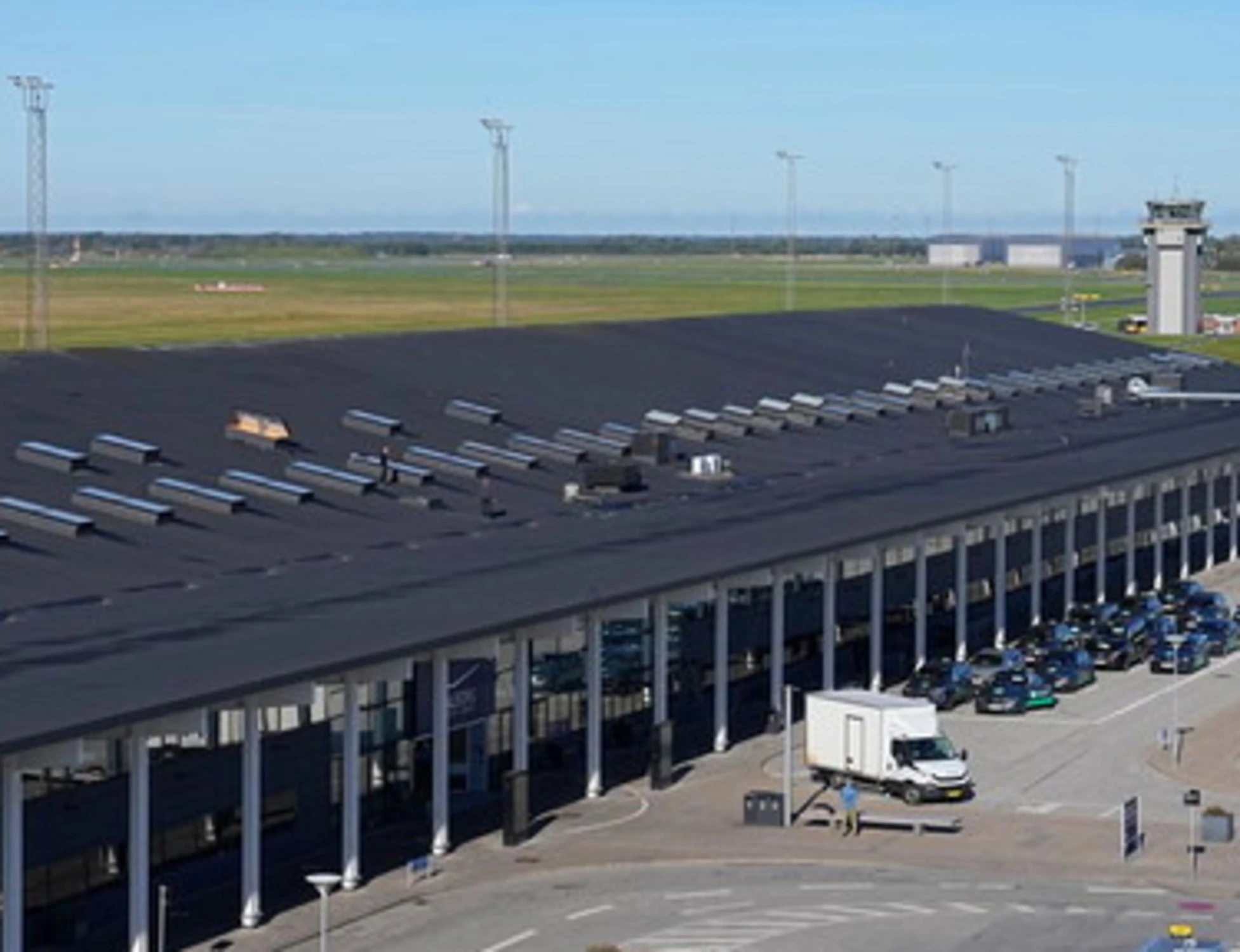 Nato contro Putin, la super-fregata e i radar in Svezia: le contromosse