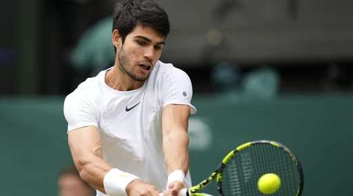 Wimbledon, qui si fa la storia: Alcaraz spodesta Djokovic, la mossa decisiva