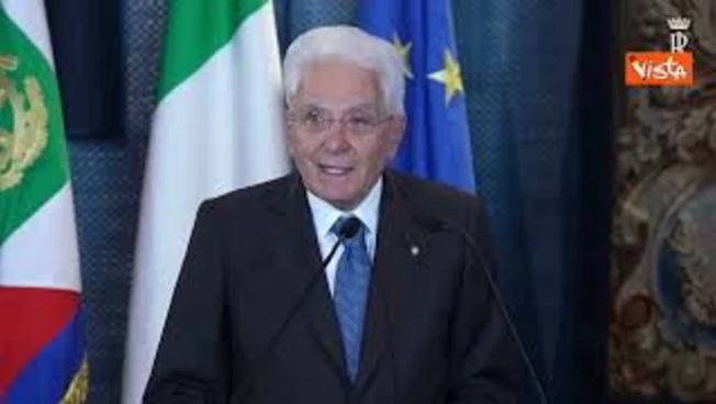 https://media.liberoquotidiano.it/ECFRomHyL6H3ZEYHN7adbZ8ZneeW6N1bhD0mC5ImTYA/width:800/quality:90/aW1hZ2VzLzIwMjUvMDkvMTkvMTYzMTIzMDQxLTFiYjk1OWYzLTYzZjEtNDUxMS1hOTgzLWZiYjQ3NTU3YjRkYy5qcGc.webp