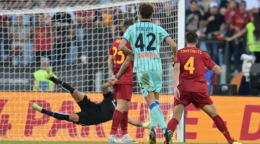 Atalanta vince all'Olimpico, Roma battuta 1-0. Espulso Mourinho