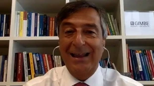 Lo scienziato Cartabellotta era l'oracolo del Covid ma litiga pure con l'italiano