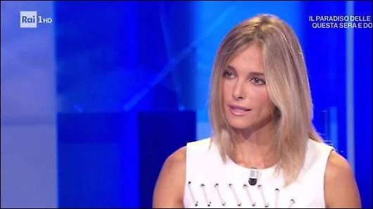 Domenica In, Francesca Fialdini invita Mara Venier e lei la stoppa: "Siccome non...". Gelo in Rai