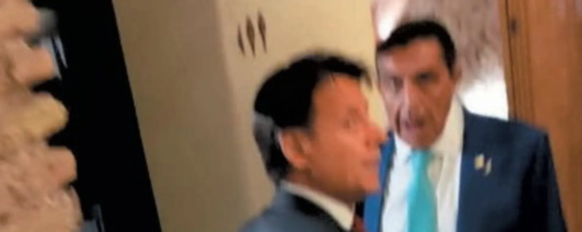 "Ipocrita, il grillino moralista fa l'immobiliarista": FdI inchioda Conte dopo lo scoop di Libero