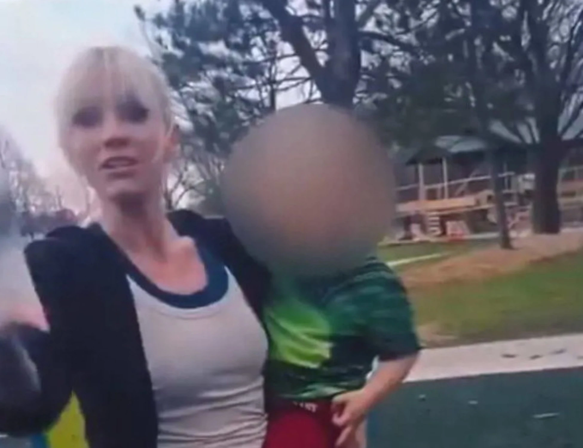 Usa, chiama un bimbo "n***"? Minacciata, chiede aiuto: raccolti 600mila dollari