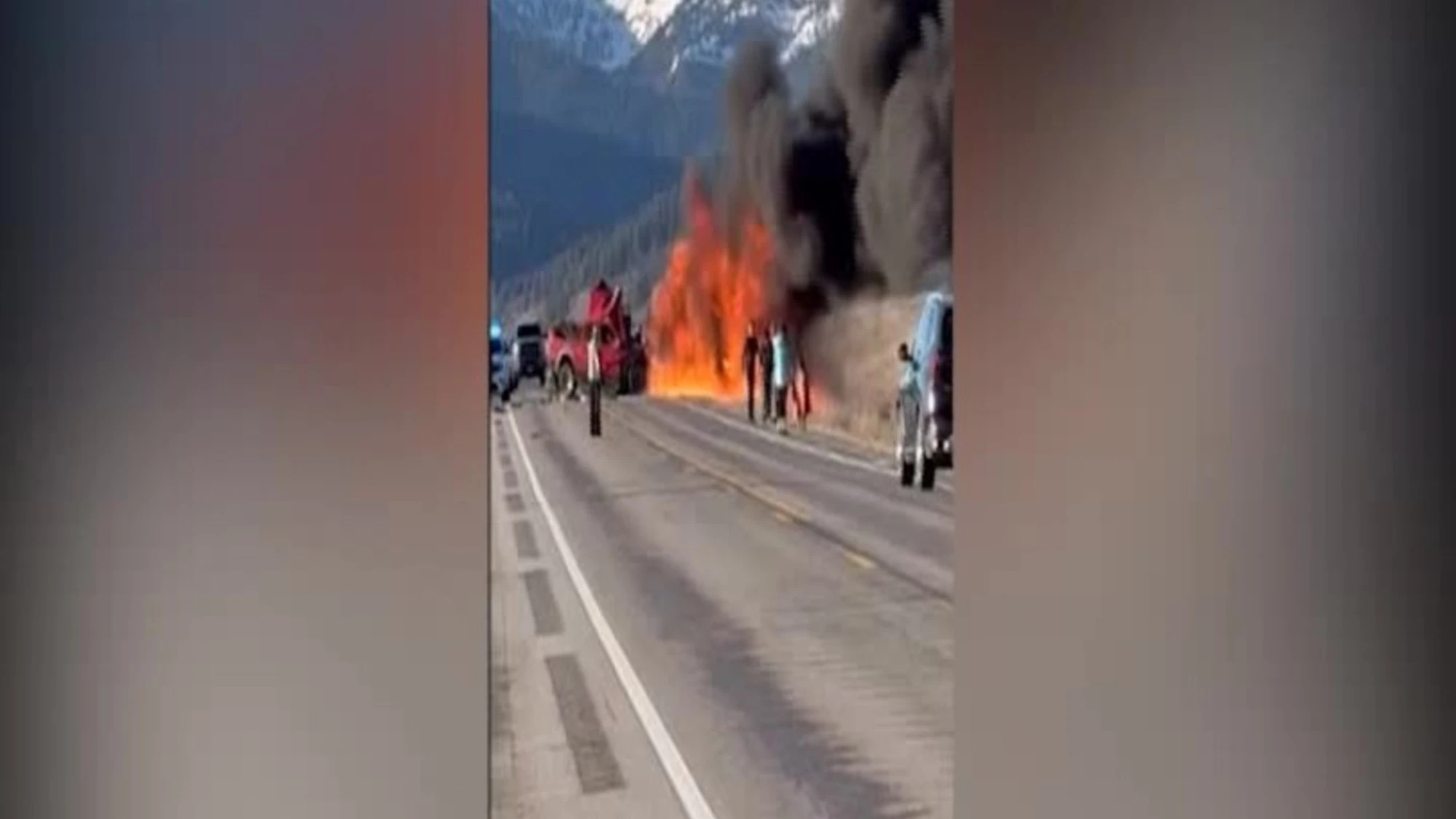 Yellowstone, scontro tra pick-up e un furgone turistico: morta un'italiana
