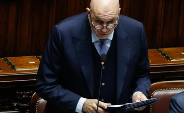 Iran, Guido Crosetto: "Può accadere di tutto. Livello massimo di protezione per la rete di difesa anti-aerea"