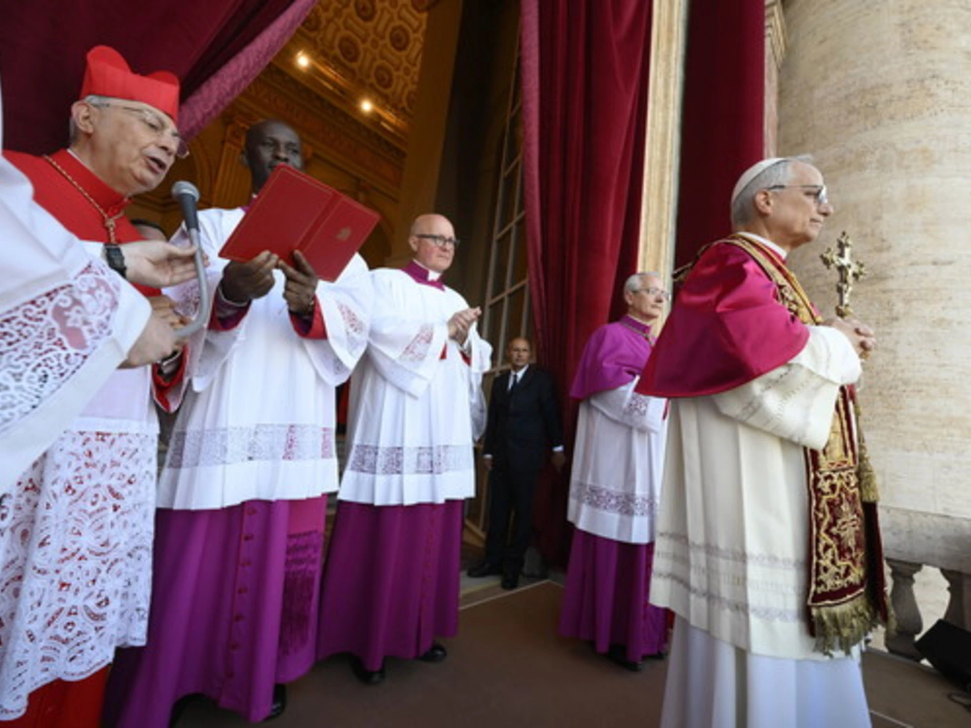 Papa Leone XIV, pedofilia: il dossier contro Prevost prima del Conclave