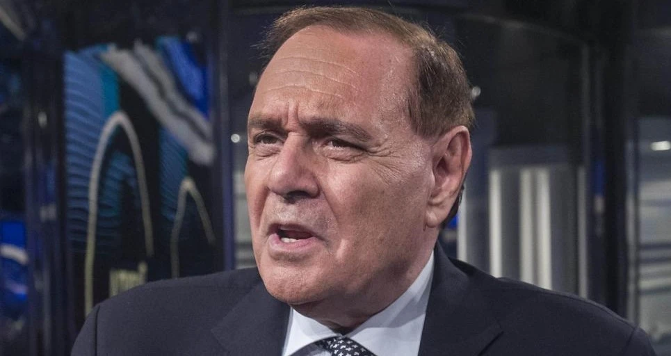 Clemente Mastella ricoverato, sindaco in terapia intensiva: un'asma bronchiale acuta