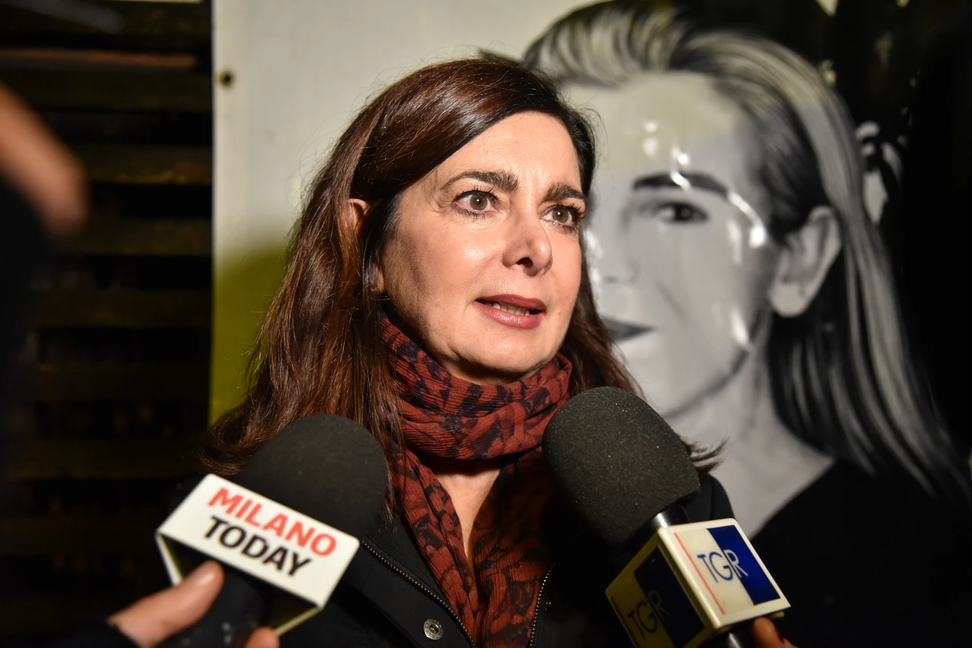 Laura Boldrini nel giorno dell'alluvione in Italia invoca previsioni meteo ad hoc per i migranti