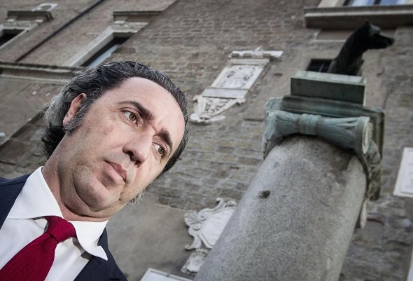 Silvio Berlusconi, Noemi Letizia stronca il film di Paolo Sorrentino: "Mio padre non era un magnaccia"