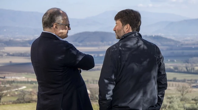Giuseppe Conte, il retroscena dal Pd: "Non possiamo farci trovare impreparati". Dopo il virus lo mandano a casa?