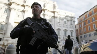 Terrorismo, "rischio cani sciolti: innalzato il livello di guardia"